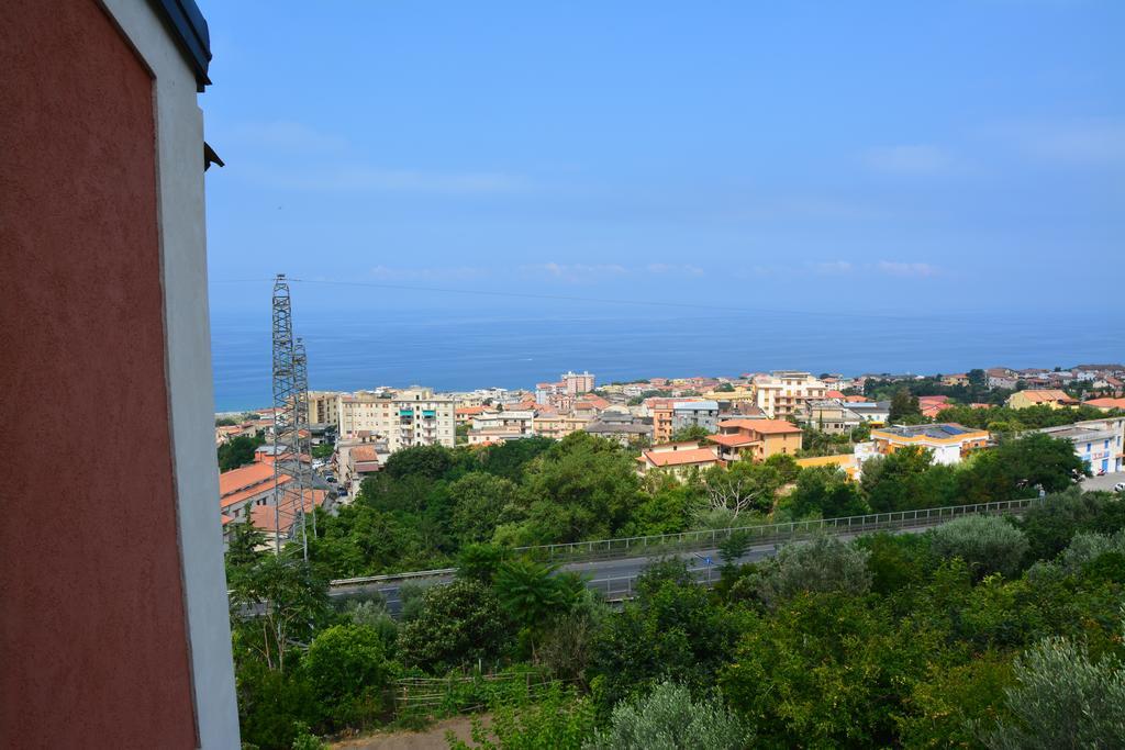 B&B La Casa Rossa Paola Dış mekan fotoğraf